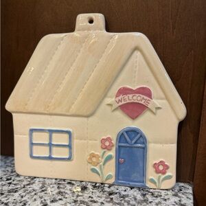 Vintage 1987 Hallmark Treasure Craft Auntie Em’s House‎ Hanging Plaque Ceramic
